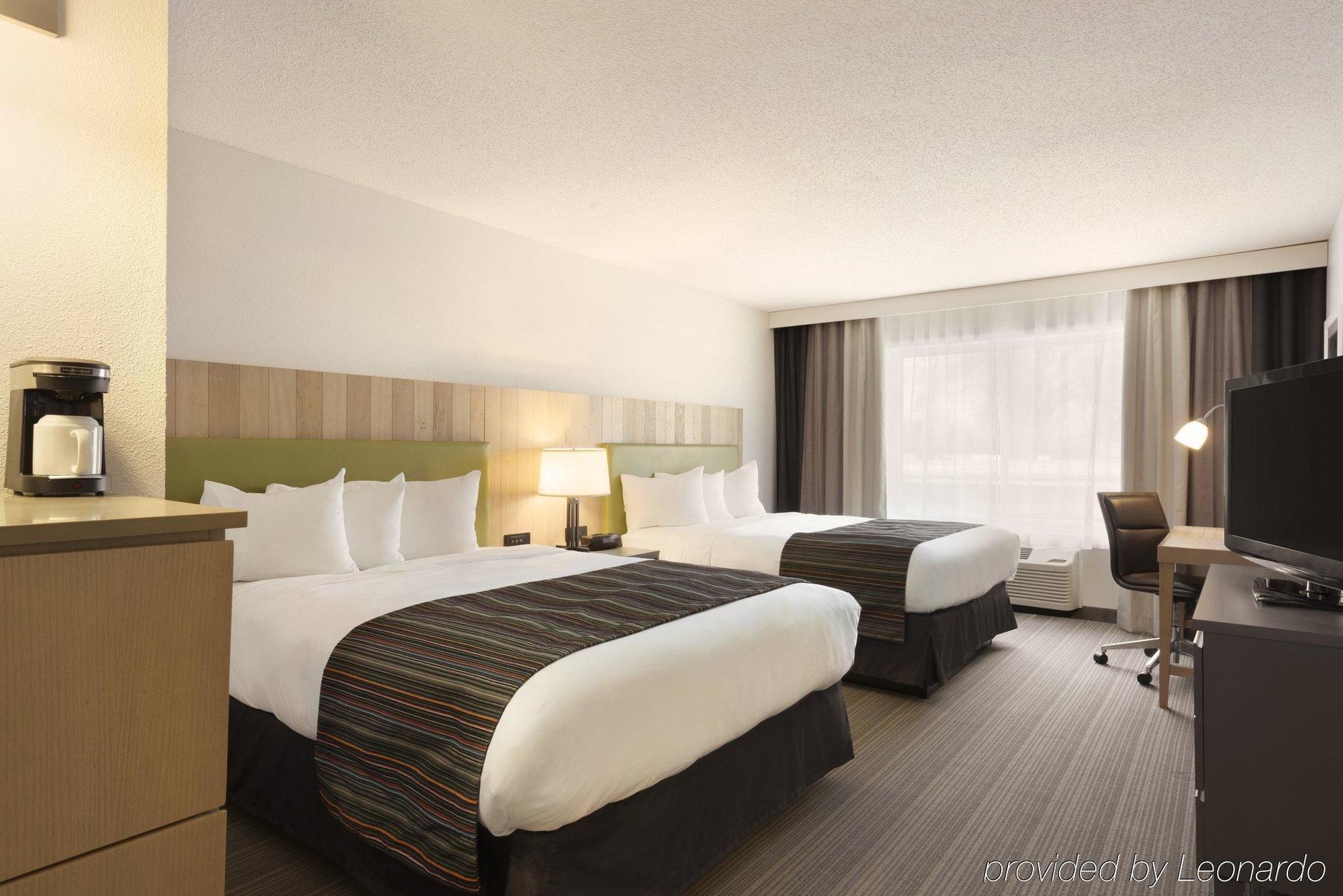Country Inn & Suites By Radisson, Chippewa Falls, Wi Esterno foto