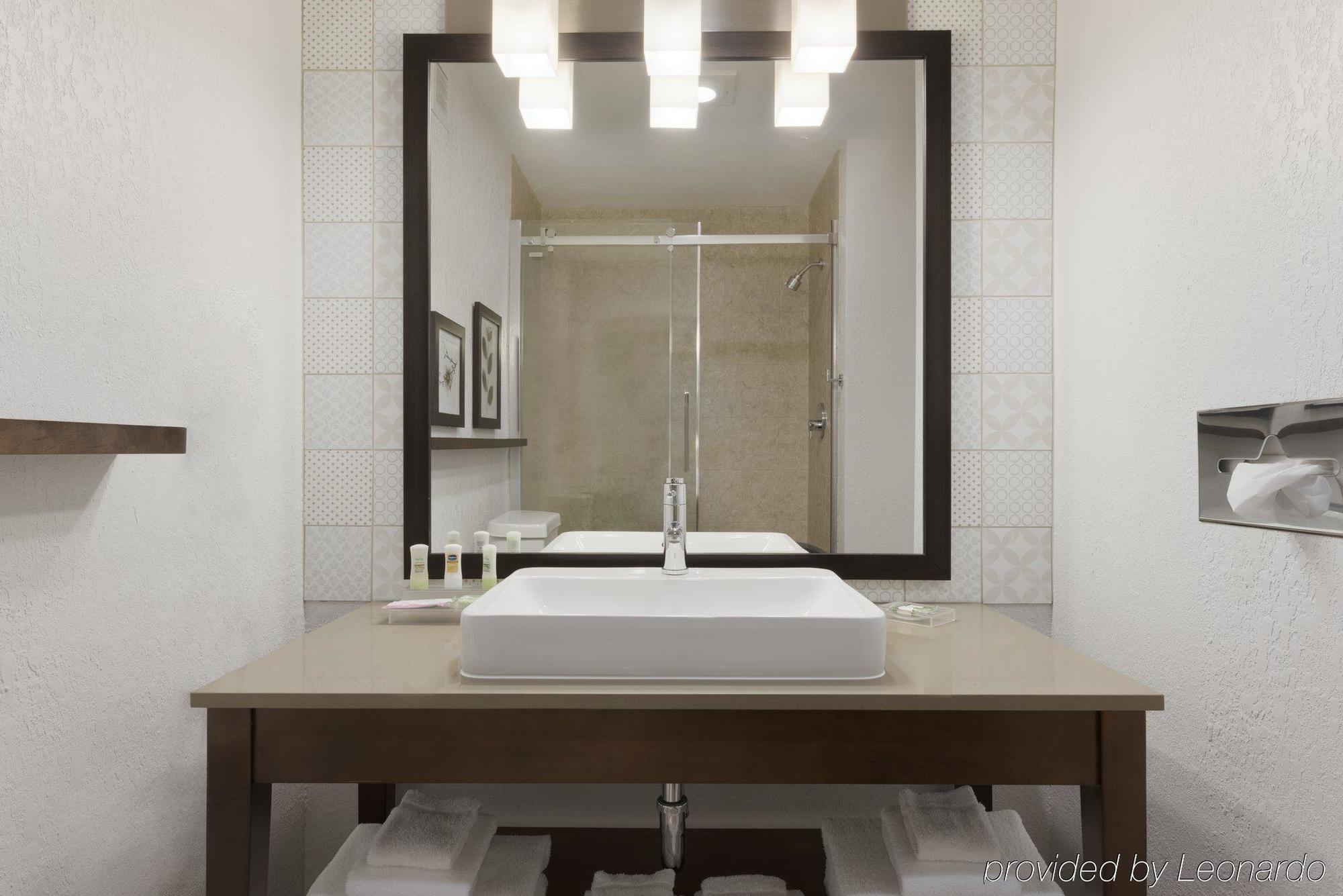 Country Inn & Suites By Radisson, Chippewa Falls, Wi Esterno foto